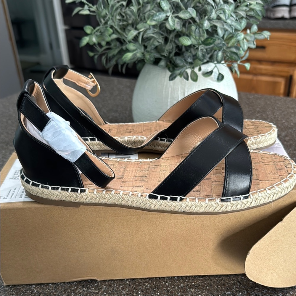 NWT! Journee Collection Black Espadrille Ankle Strap Shoes